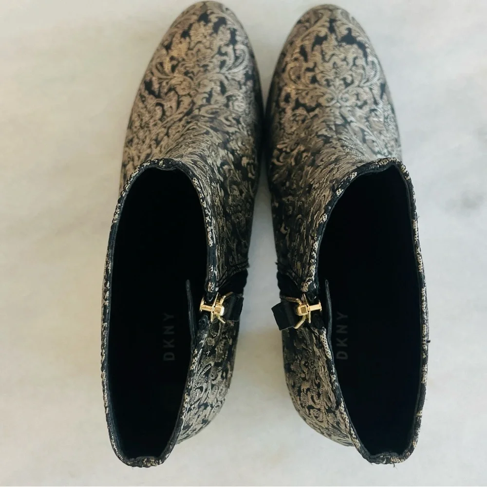 Dkny like new